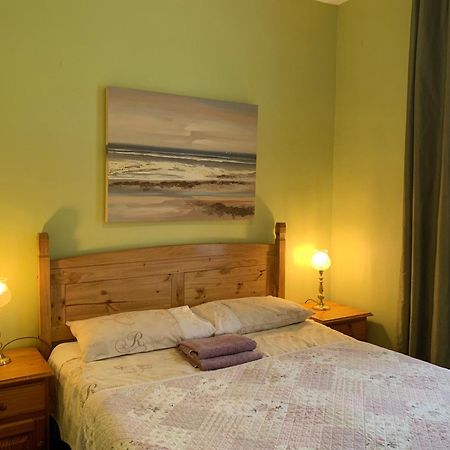 Apartments Near The Sea With Free Parking เซาเทนด์ ออน ซี ภายนอก รูปภาพ